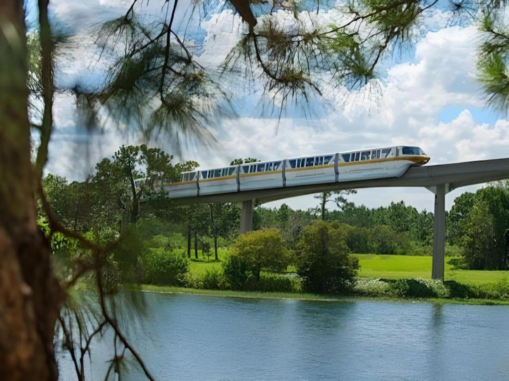 Disney'S Contemporary Resort Lake Buena Vista Exterior photo